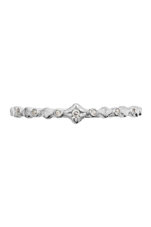 Maanesten - Ria Ring - 4873c