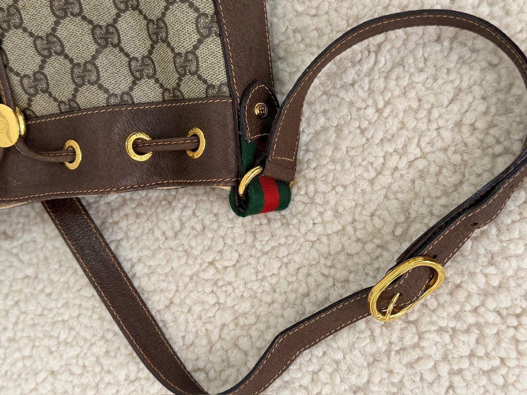Preloved Vintageline x Molly&My - Vintage Gucci Bucket Bag – Gg Canvas & Kalveskind - Logo Tasker 